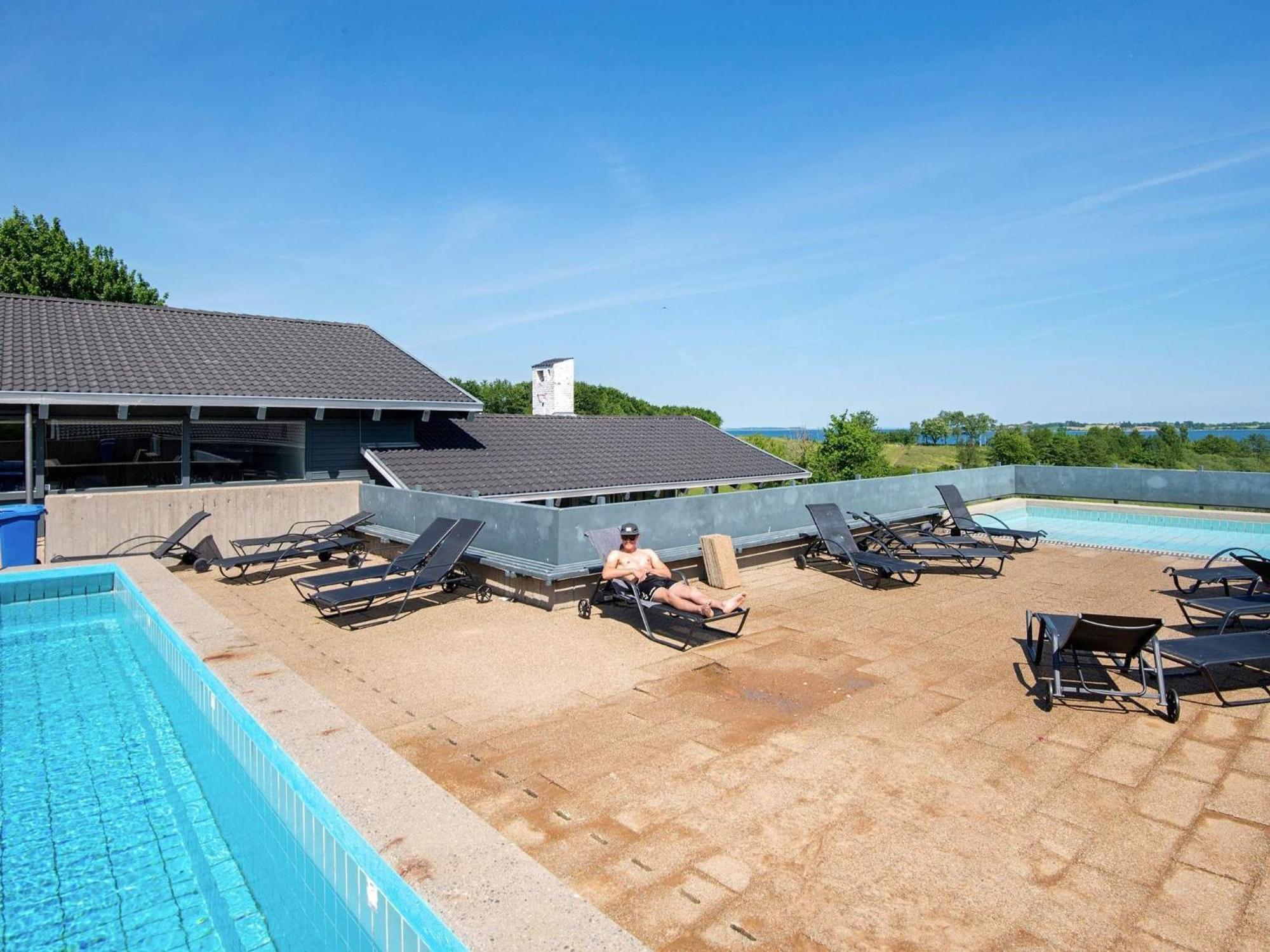 6 Person Holiday Home In 아벤라 외부 사진